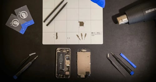 7 (+3 Bonus) Electronics Repairing Tools Every Cell Phone Business Needs